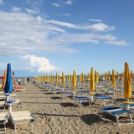 With Patio In Lignano Pineta Lignano Sabbiadoro