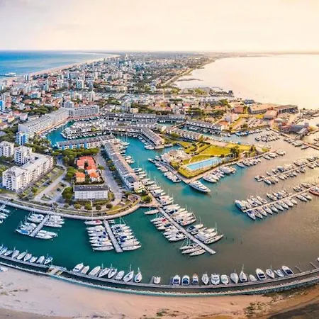 With Patio In Lignano Pineta * Lignano Sabbiadoro